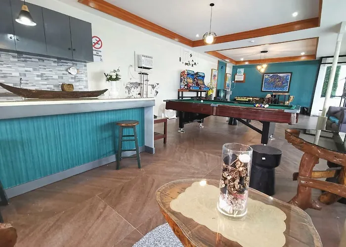Pescadores Hotel Moalboal